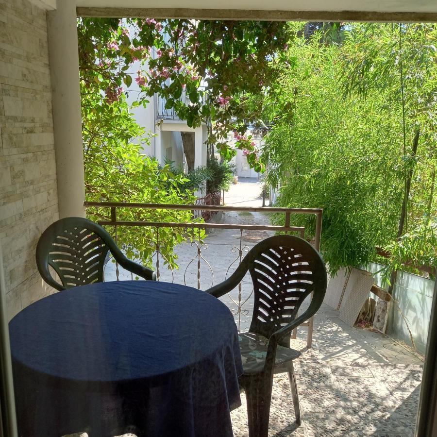 Apartment Bugenvilija *
