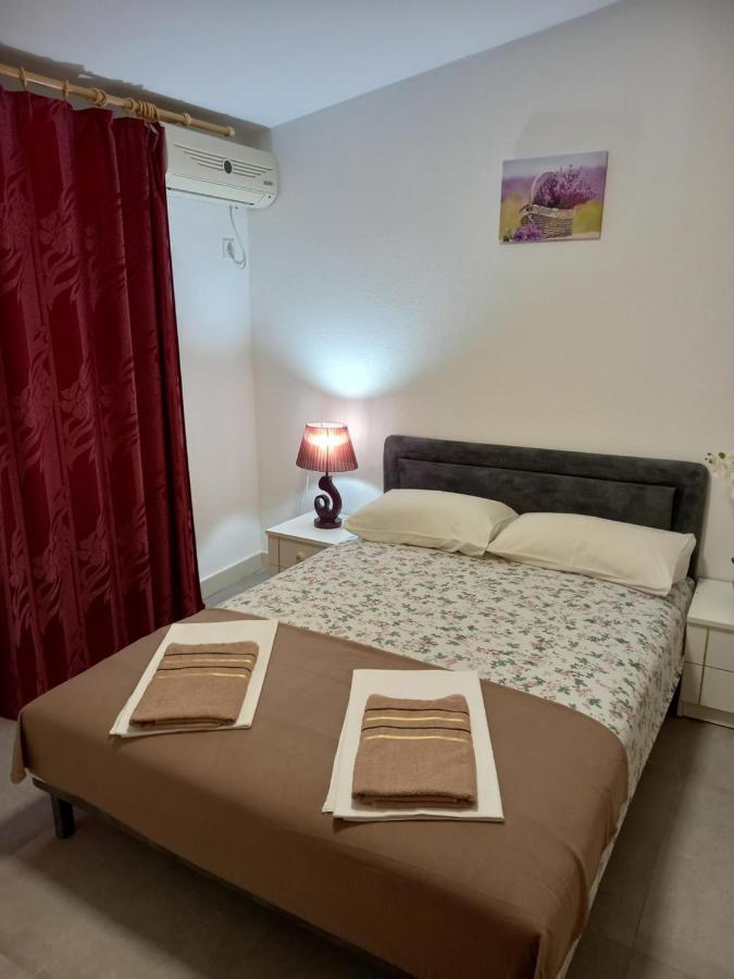 Bugenvilija * Budva
